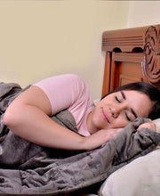Load image into Gallery viewer, "Therapy" WEIGHTED BLANKET

